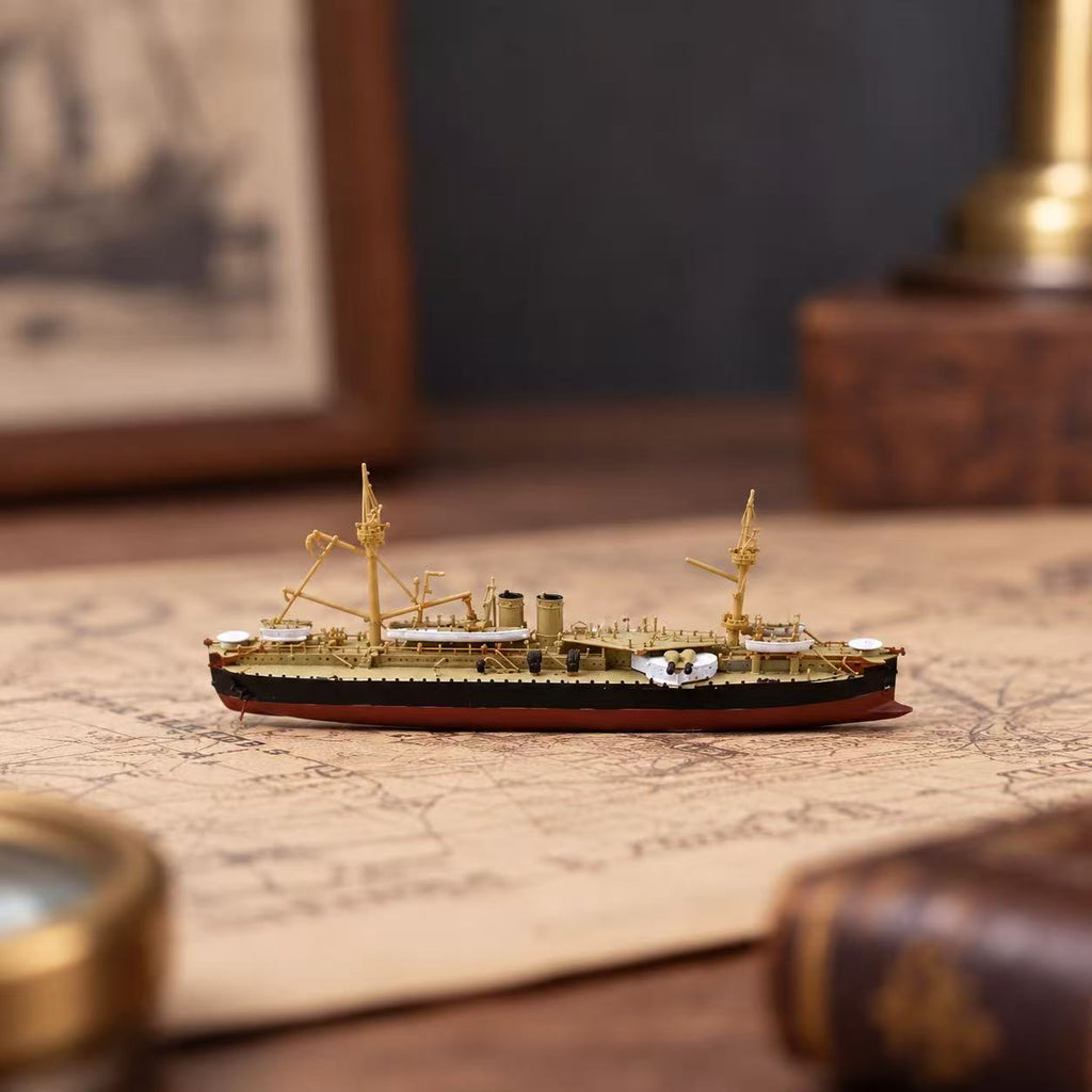 Modelo em miniatura de resina do navio encouraçado Dingyuan - Frota Chinesa de Beiyang