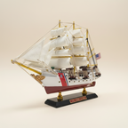 Modello U.S. Coast Guard in legno – veliero americano con polena ad aquila