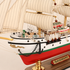 Maqueta de barco de madera Danmark – Premium 52 cm