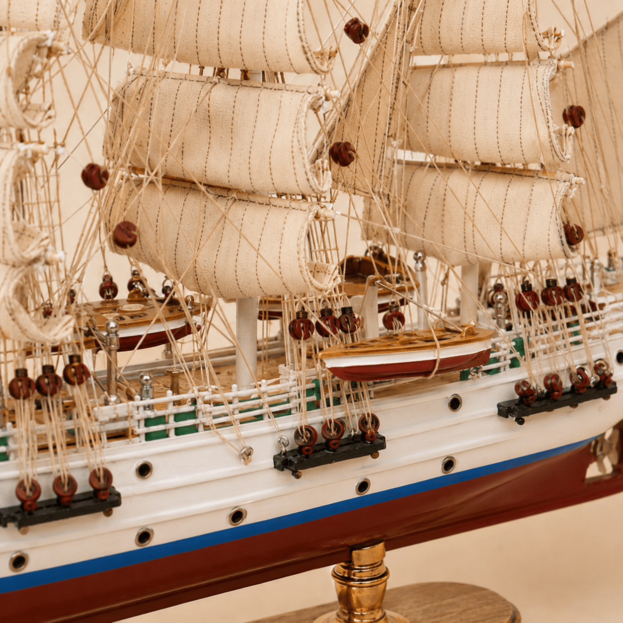 Christian Radich Wooden Ship Model – Premium 52 cm - Ocean Relic Studio