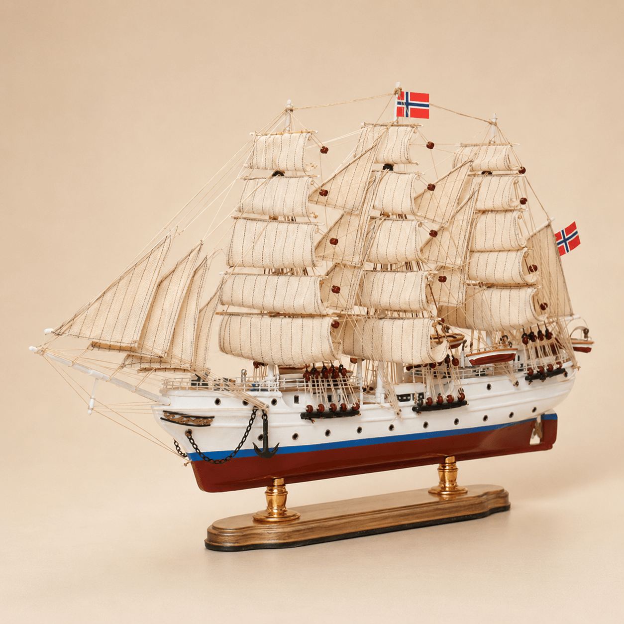 Christian Radich Wooden Ship Model – Premium 52 cm - Ocean Relic Studio