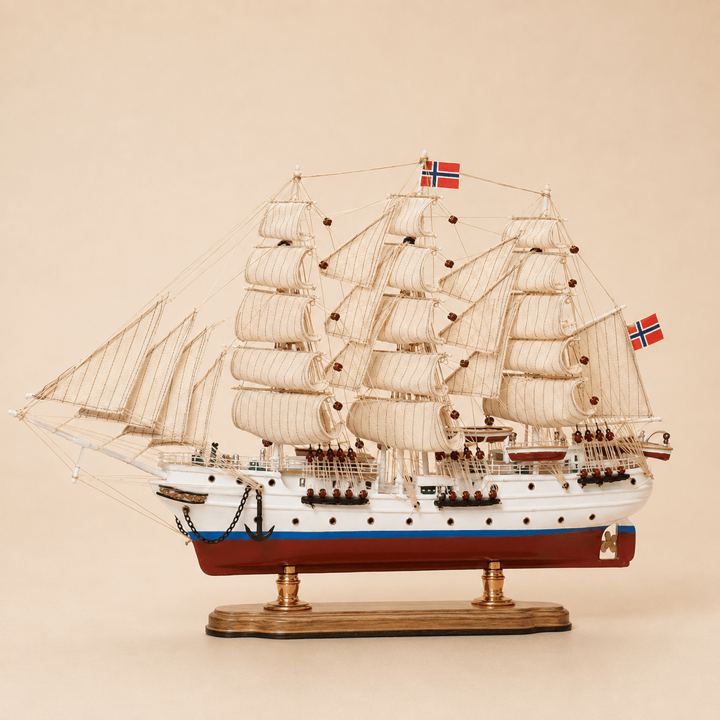 Christian Radich Wooden Ship Model – Premium 52 cm - Ocean Relic Studio