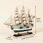 쿠아우테목 멕시코 해군 목제 범선 모형 — 치수 안내 이미지, 길이 33 cm (13.0 in), 폭 8 cm (3.1 in), 높이 26 cm (10.2 in), 전면 3/4 시점, 크림색 배경, 치수 표기 포함