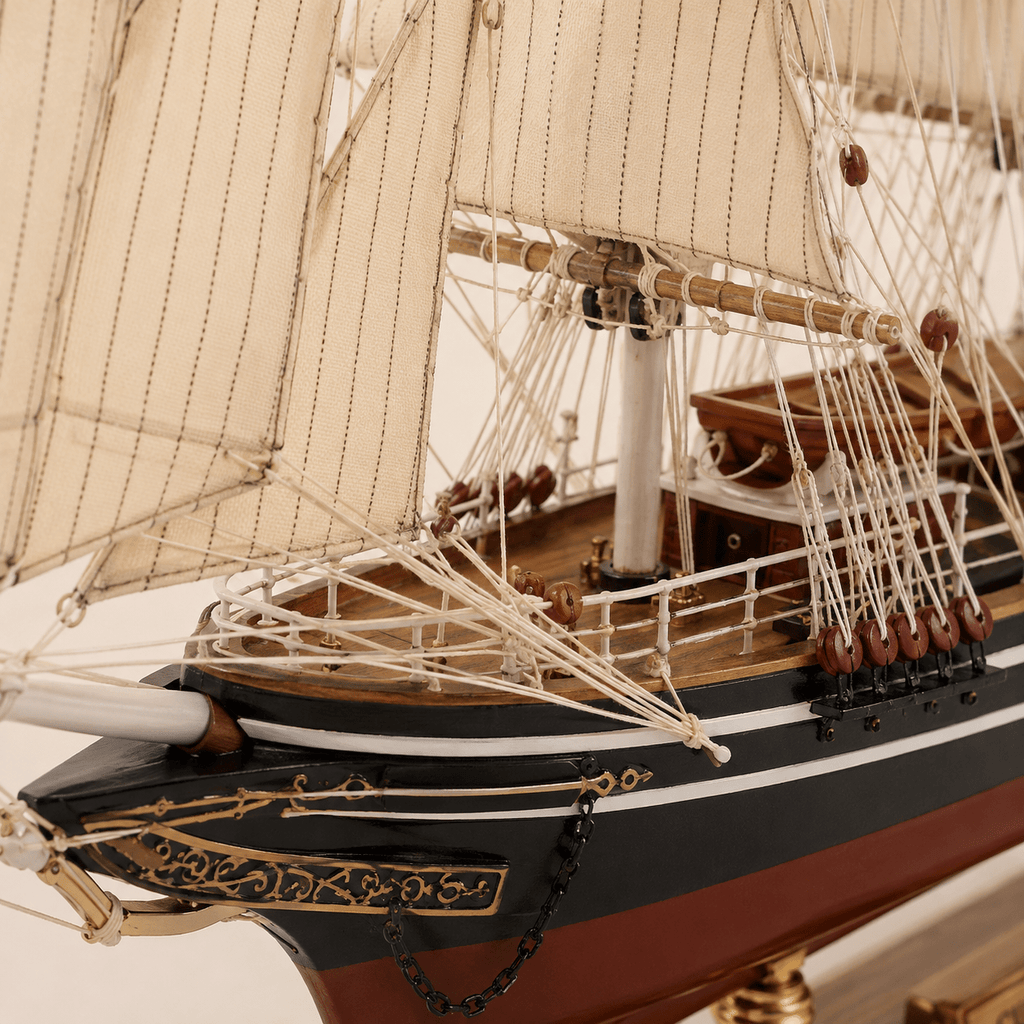 Cutty Sark Wooden Ship Model – Premium 52 cm - Ocean Relic Studio
