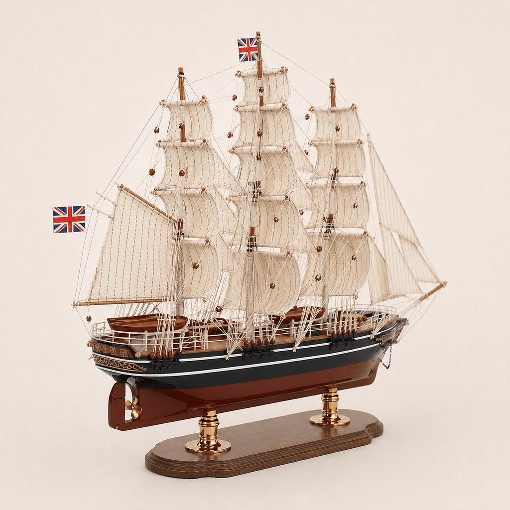 Cutty Sark Wooden Ship Model – Premium 52 cm - Ocean Relic Studio