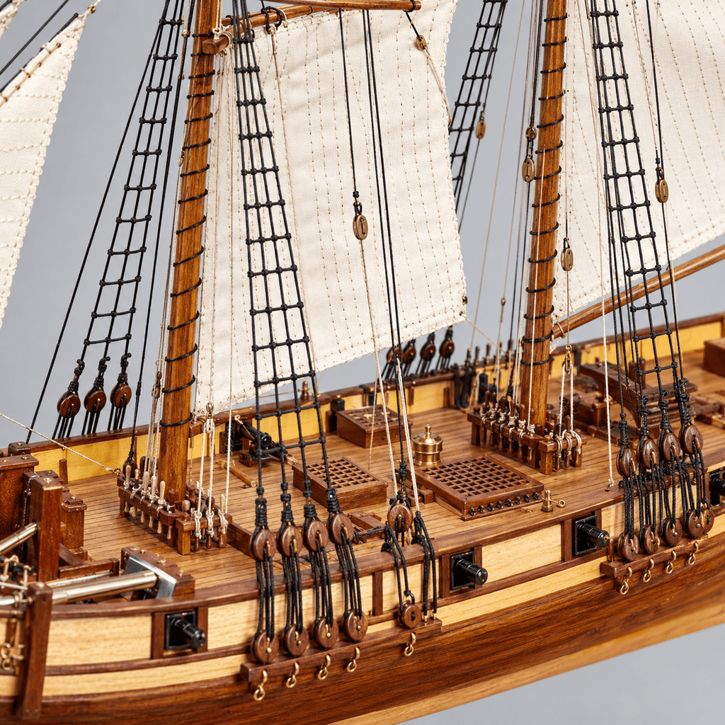 Harvey 1847 Wooden Ship Model Kit – Premium 47 cm - Ocean Relic Studio