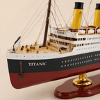 RMS Titanic Wooden Ship Model – Deluxe 80 cm - Ocean Relic Studio- Handcrafted Wooden Ship Model