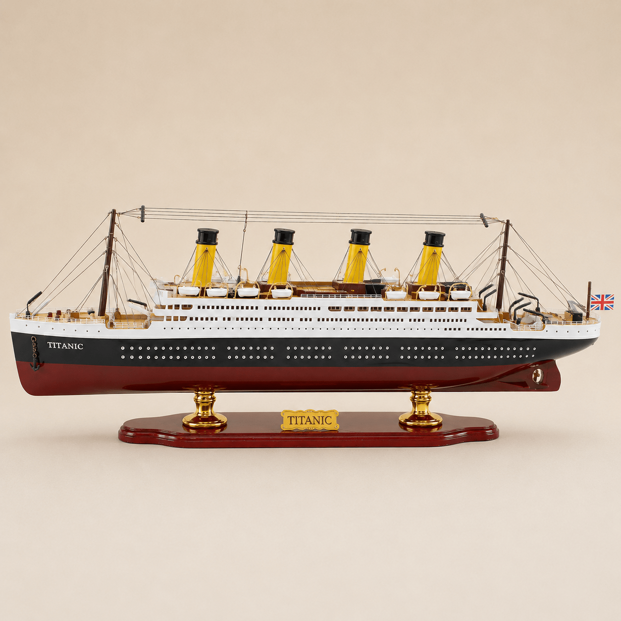 RMS Titanic Wooden Ship Model – Deluxe 80 cm - Ocean Relic Studio- Handcrafted Wooden Ship Model