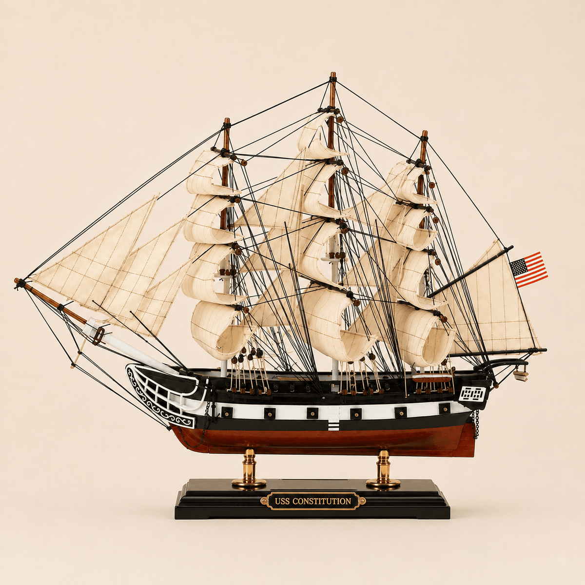 USS Constitution Wooden Ship Model – Premium 60 cm - Ocean Relic Studio